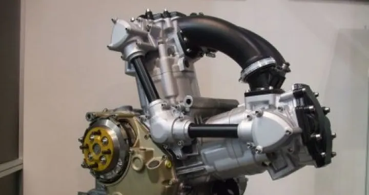 Prototipo di bicilindrico Ducati Mariani a coppie coniche