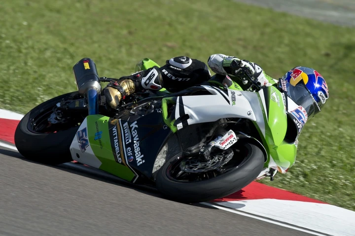 WSS Imola: vince Sofuoglu su Cluzel e Zanetti