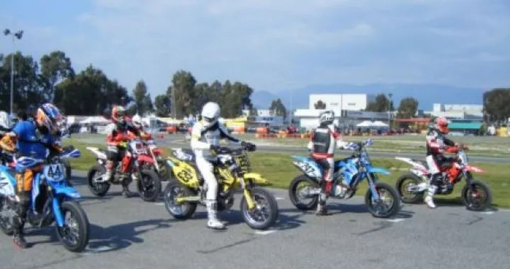 Trofeo Centro Italia Supermoto: tanti campioni al via e buona la prima