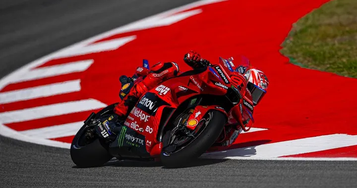 Australia 2025: Phillip Island senza Marc Marquez, spettacolo tra Ducati e Aprilia