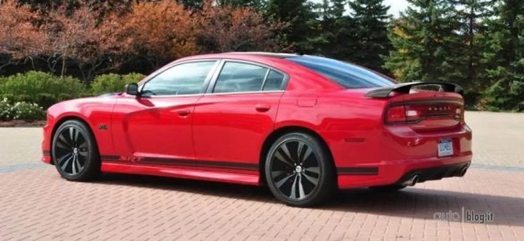 Dodge Charger SRT 392