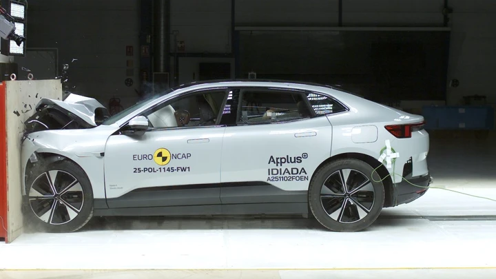 Polestar 4