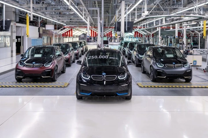 BMW i3: termina la produzione della piccola elettrica