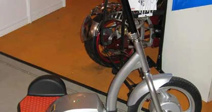 Salone Milano - Scooter elettrico