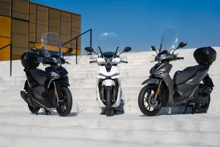 Voge Sfida SR16: il Re degli scooter a ruota alta è arrivato in Italia