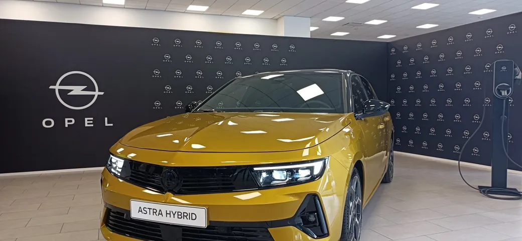 Opel Astra 2022, debutta in Italia la nuova media tedesca