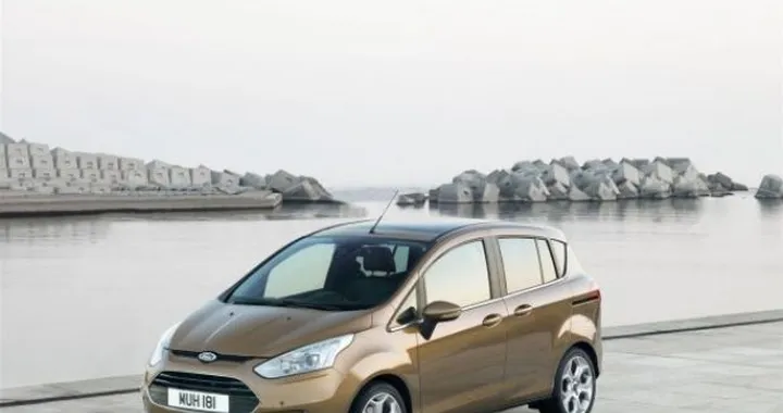 Ford B-Max: listino prezzi aggiornato