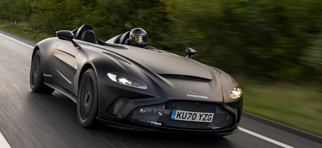 Aston Martin V12 Speedster: 88 esemplari di pura magia