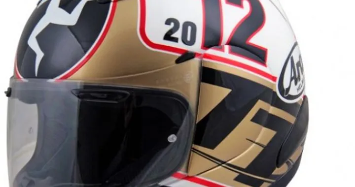 Arai presenta il terzo casco della linea Limited TT Series by Aldo Drudi