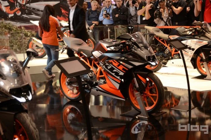 KTM RC390, RC200 e RC125 2014