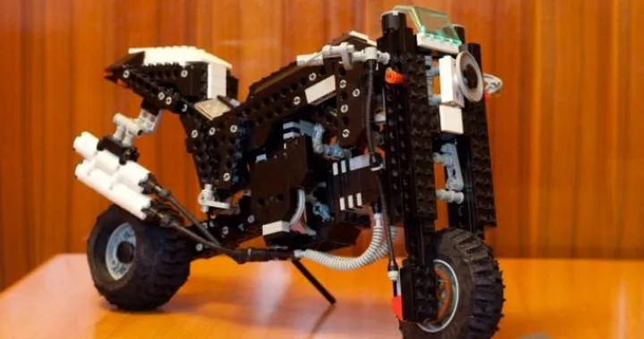 Foto del giorno: Moto Lego