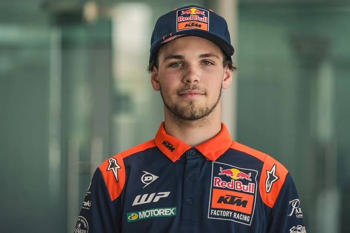 Red Bull KTM Factory Racing sigla un accordo pluriennale con Julien Beaumer