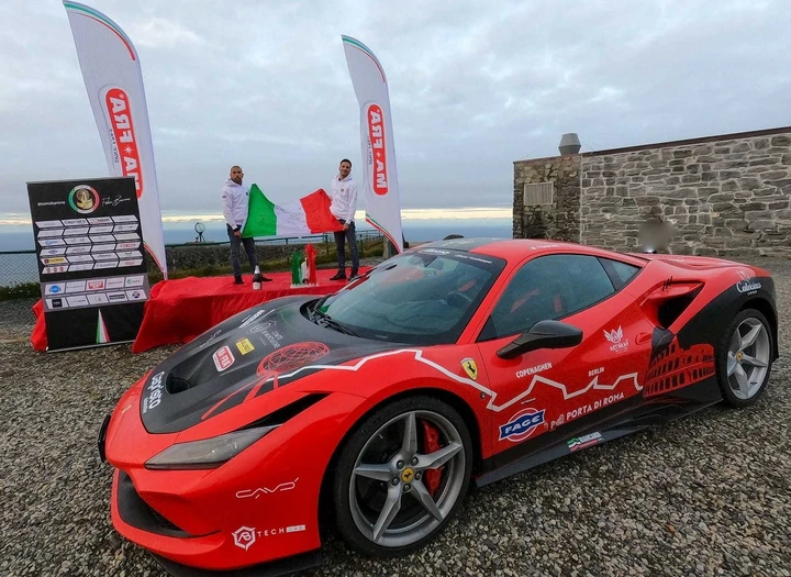Ferrari Guinness World Record 2021: Fabio Barone ce l’ha fatta, è più veloce di Google Maps