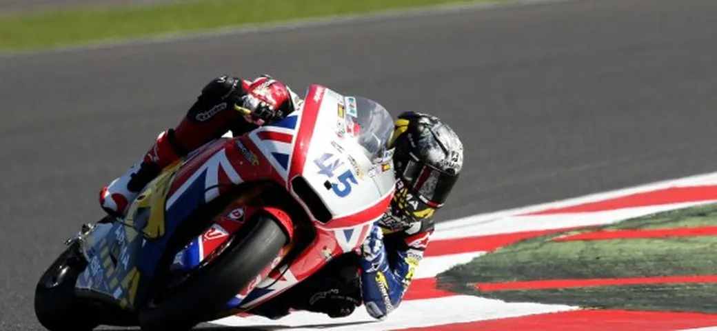 Moto2, Silverstone: Scott Redding profeta in patria, Corsi 9° in rimonta