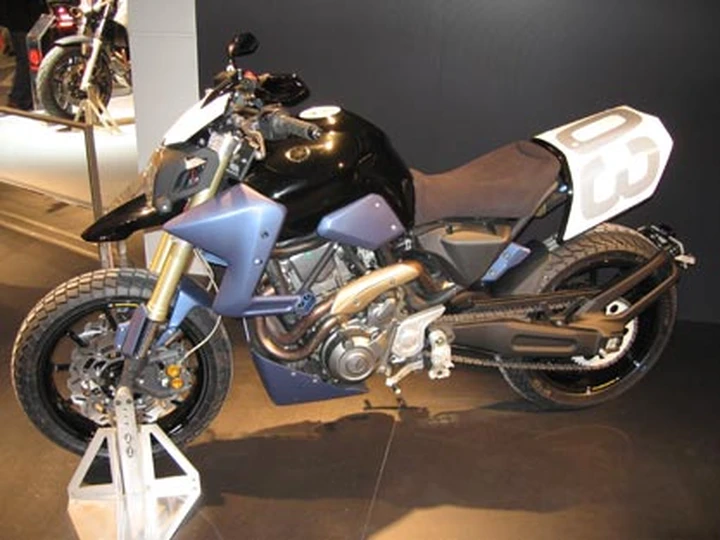 Salone Milano - Yamaha MT-03 Café Motard