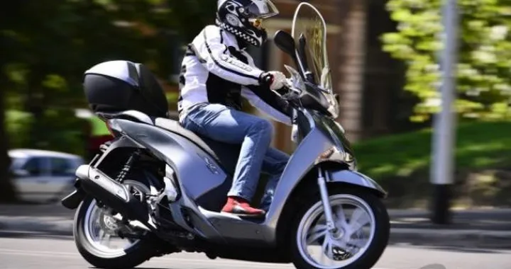 Honda SH 125i/150i M.Y. 2013: il test di Motoblog