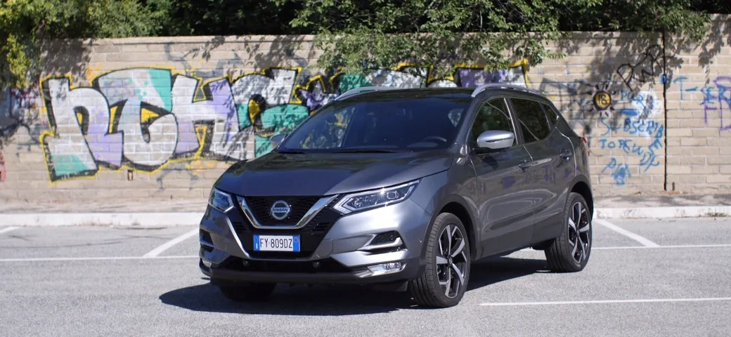 Nissan Qashqai Tekna+ DIG-T 160 DCT: ProPilot e prova consumi