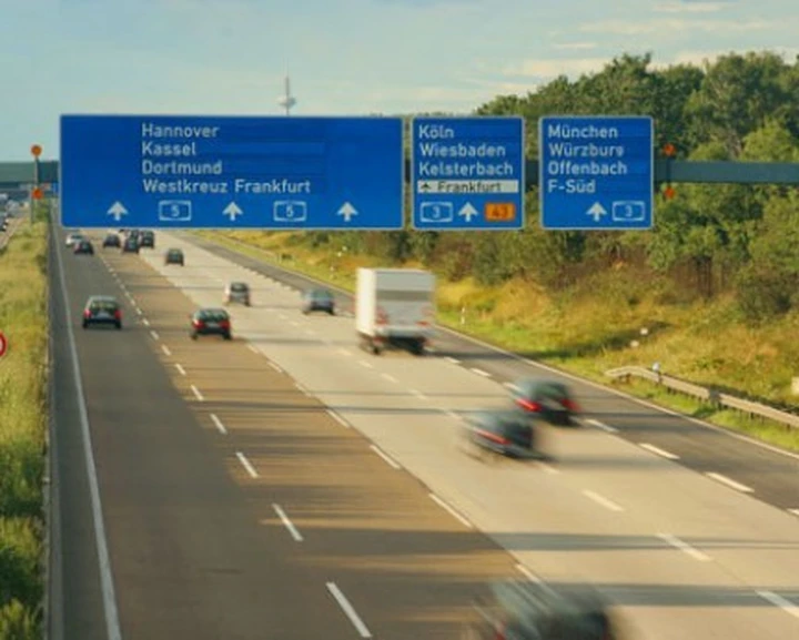 Era nell'aria: da domani i limiti di velocità sulle autobahn tedesche