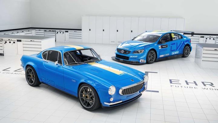 Volvo P1800 Cyan Racing: il restmod in serie limitata
