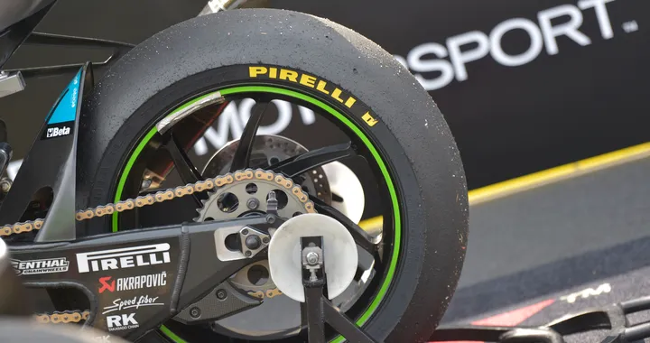 El Villicum: Debutto caliente per Pirelli ed i protagonisti della WorldSBK
