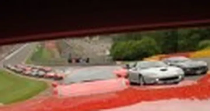 Ferrari: video e immagini dal raduno di Spa