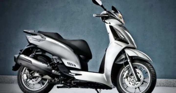 Kymco People GT300i 2010