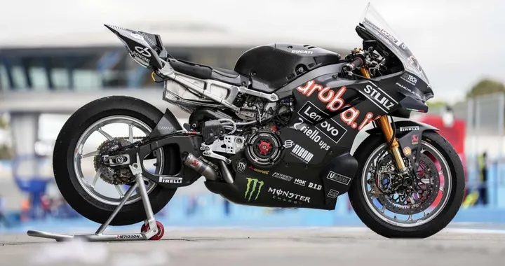 Ducati Panigale V4 R: il trucco segreto che spaventa la WSBK