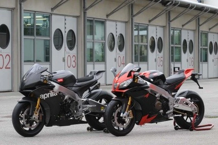 Aprilia RSV4 Superbike e Factory, accoppiata vincente!