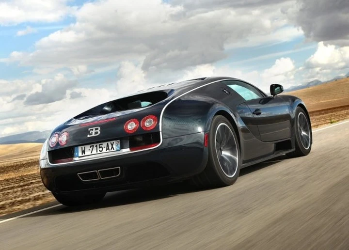 Cinque Bugatti Veyron da ricordare