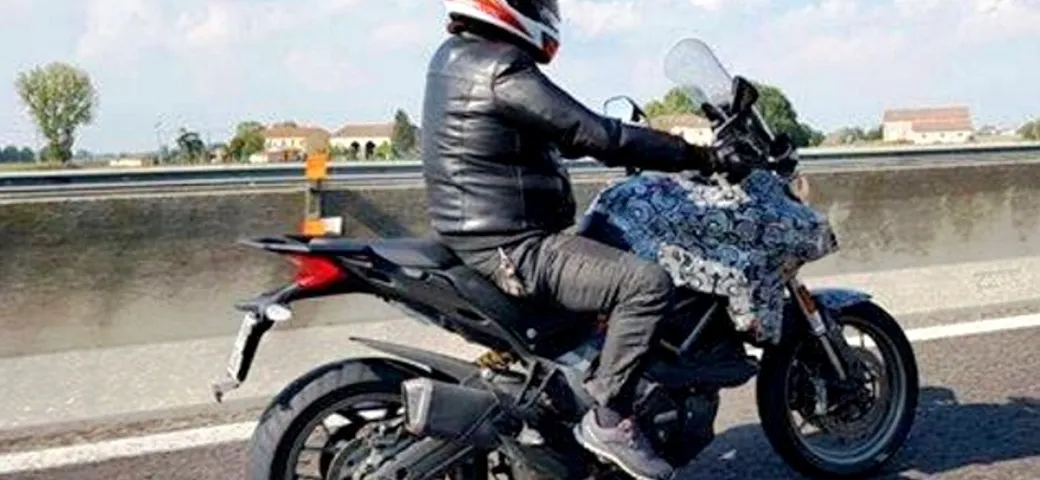 Nuove foto spia Ducati Multistrada 939 2017 ?