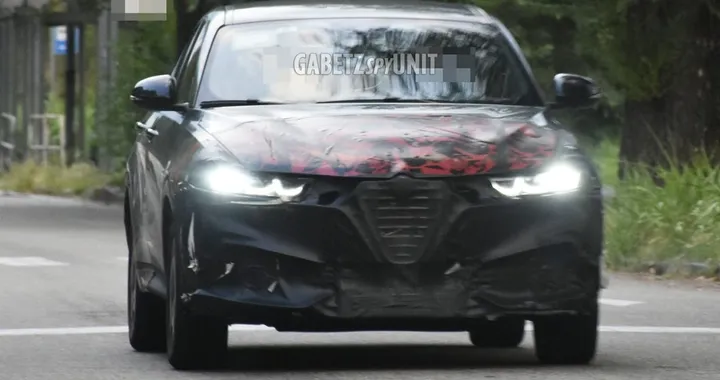 Alfa Romeo Tonale, cosa cambia col restyling: occhio al davanti