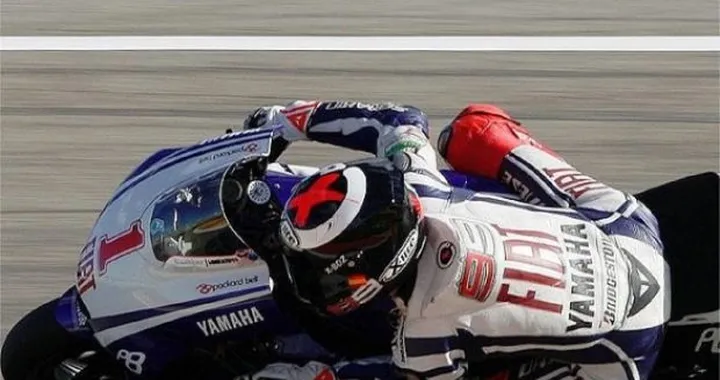MotoGP, Test: Lorenzo, "Subito a mio agio sulla M1 2011". Spies, "Oltre ogni più rosea aspettativa"