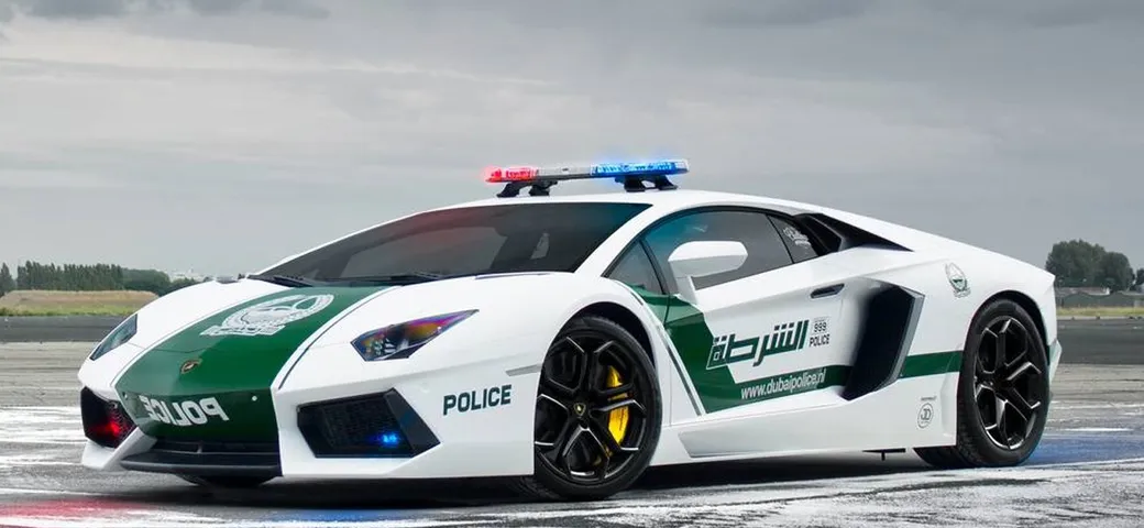 Dubai: più di 80 supercar sequestrate per corse clandestine