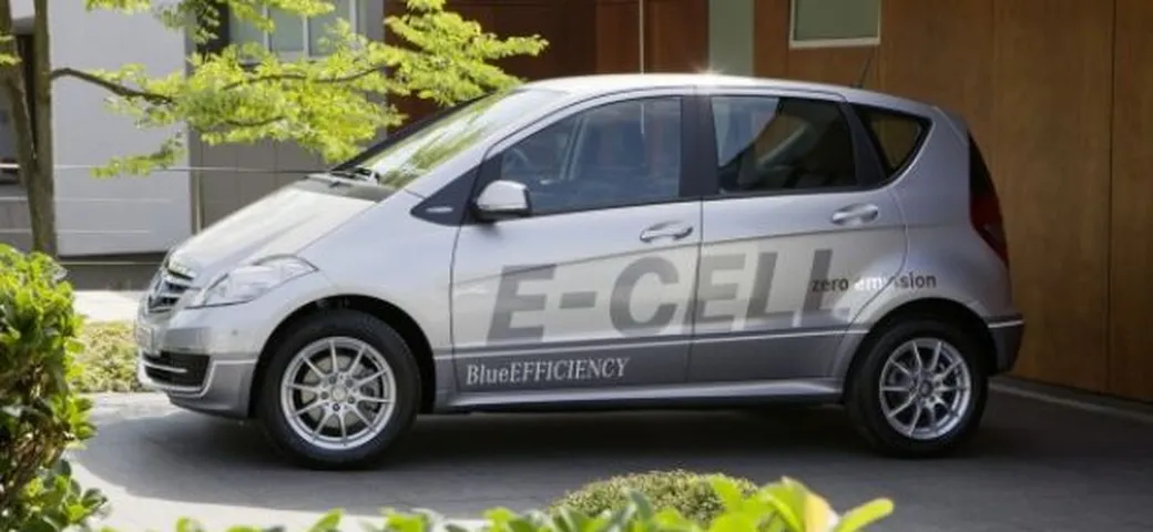 Mercedes Classe A E-Cell: tutte le foto e le informazioni ufficiali