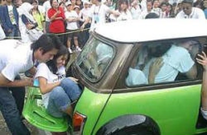 Record: 21 in una Mini..