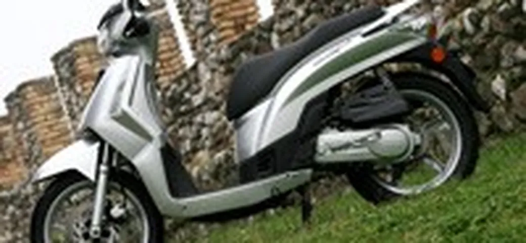 Salone Milano - Kymco People S 50 4T