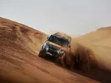 Sara Price si unisce a Defender per la Dakar 2026