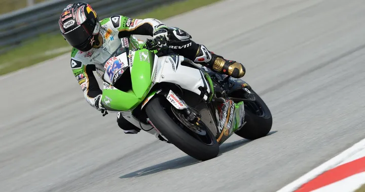 Supersport Jerez, Sofuoglu svetta nel Day-1, Cluzel KO