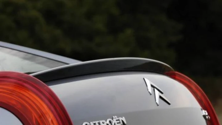 Citroen C6: in fase di sviluppo una versione da 100 grammi di CO2 al chilometro