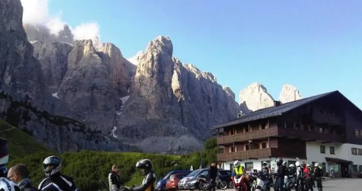 Nasce Road Ride, l'associazione che difende il motociclista
