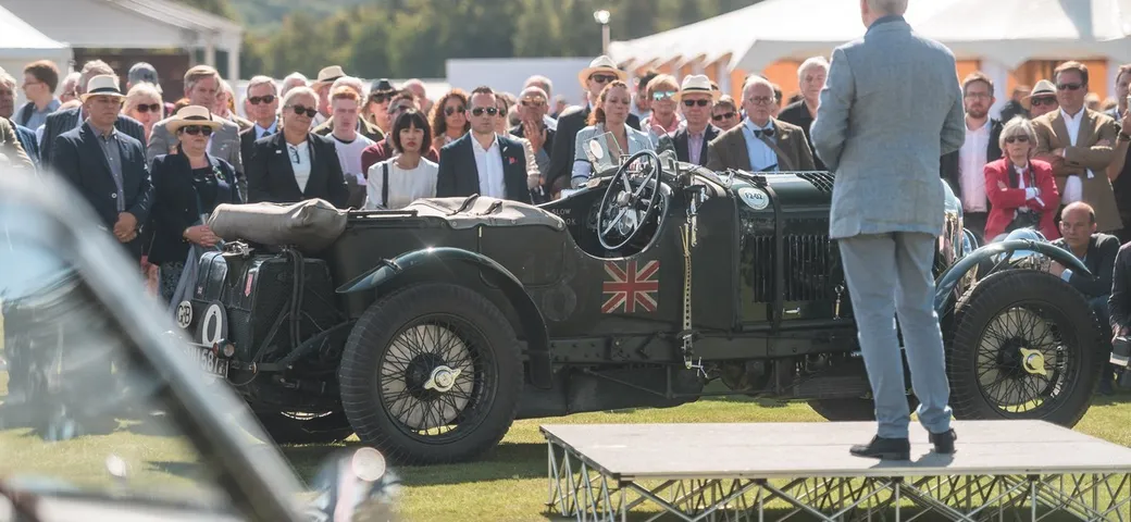 Bentley: raduno record dei 100 anni al Salon Privé 2019