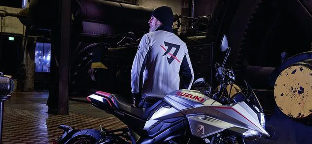 Suzuki, Black Friday: vantaggi esclusivi su abbigliamento e accessori
