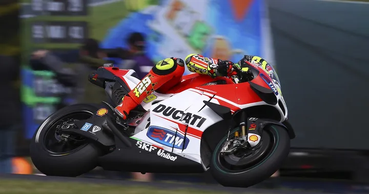 Iannone in 1a fila a Phillip Island: "Ringrazio tutti"