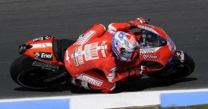 MotoGP: Casey Stoner primo nelle FP3 a Valencia. Rinasce Pedrosa, secondo, davanti a Lorenzo
