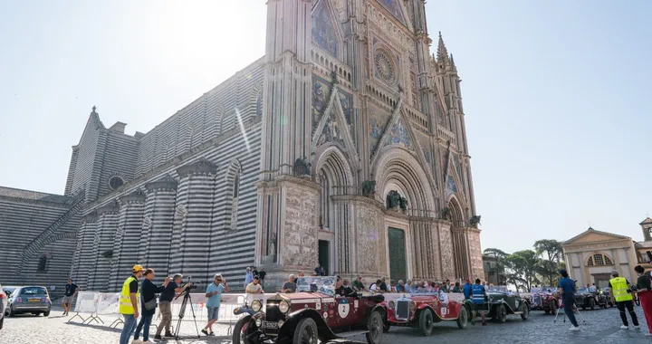 1000 Miglia 2025: emozioni tra Roma e Arezzo nella terza tappa