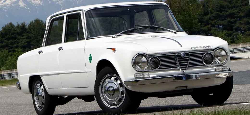 Alfa Romeo Giulia: tutte le foto del passato