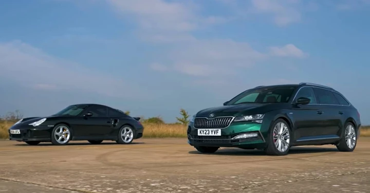Skoda Superb sfida la Porsche 911 Turbo S nella drag race | Video