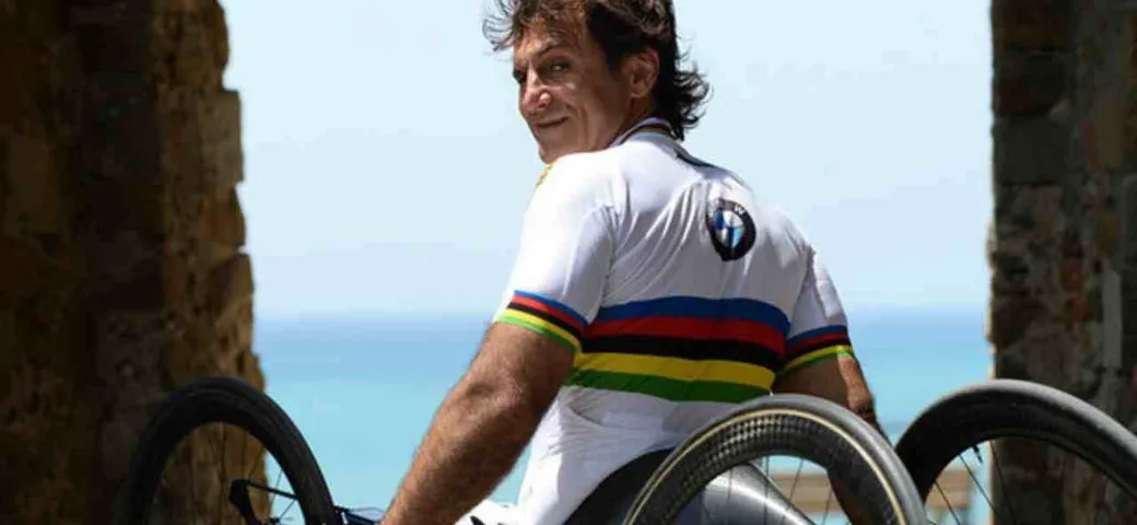 Alex Zanardi un anno dopo l'incidente: le condizioni oggi e il recupero