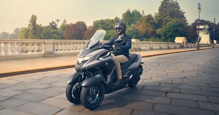 Yamaha presenta il nuovo Tricity 300: disponibilità e prezzi