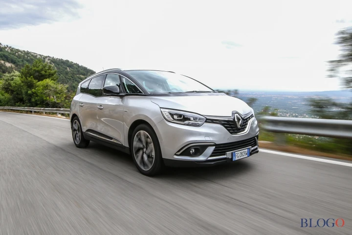 Renault Grand Scénic Bose dCi 160 EDC: la nostra video prova